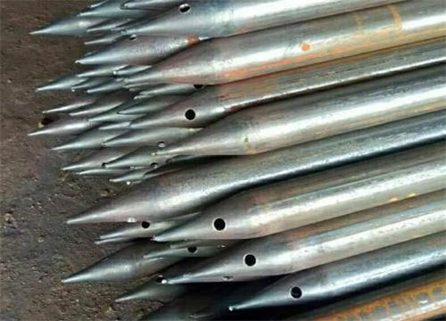 罗湖隧道钢花管现货